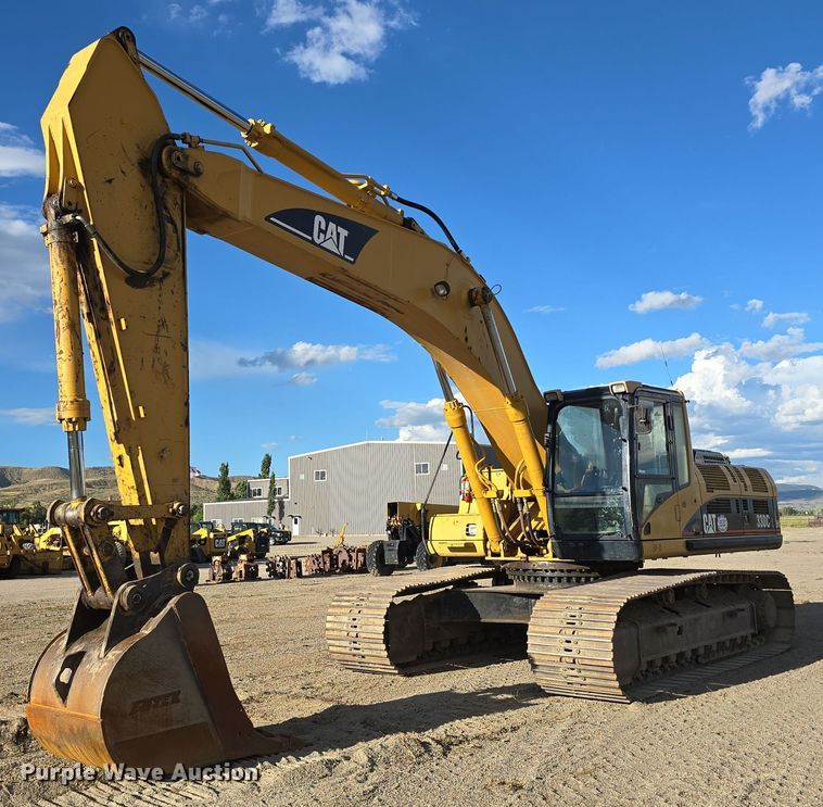 2002 Caterpillar  330C L excavator - LW9823
