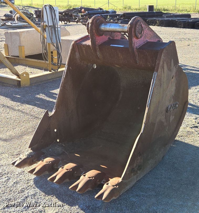 Esco excavator bucket - LW9826