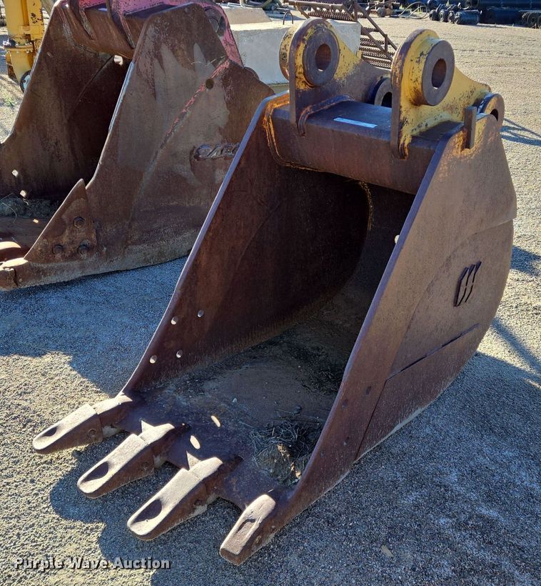 Excavator bucket - LW9827