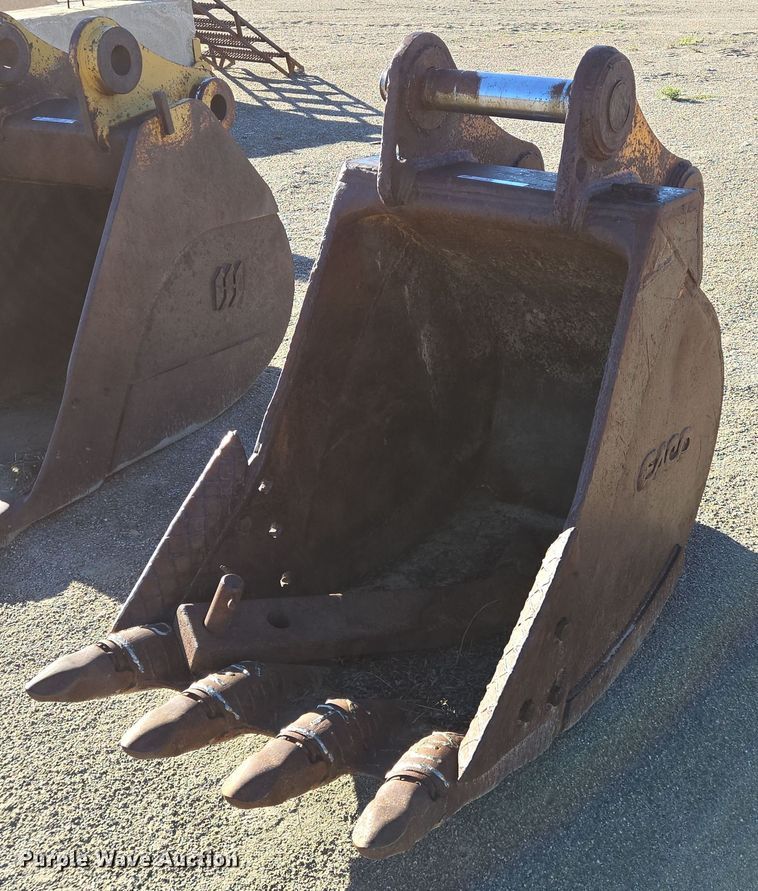 Esco excavator bucket - LW9828