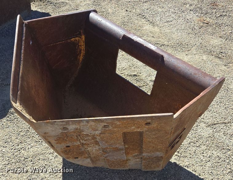 Backhoe ditching bucket - LW9835