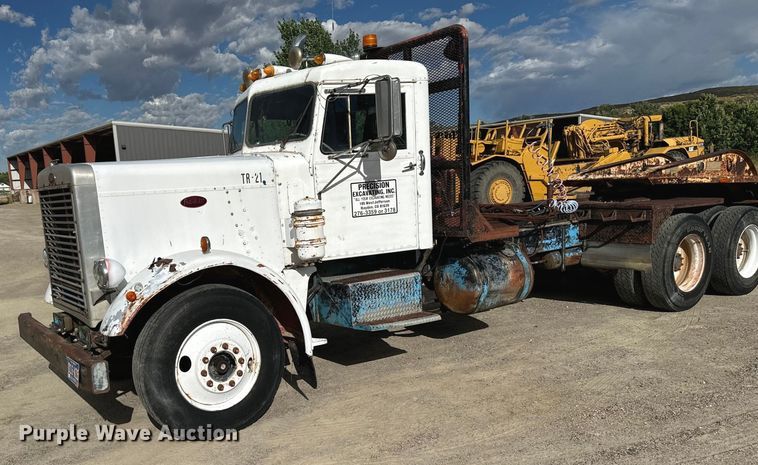 1969 Peterbilt  359A winch truck - LW9869
