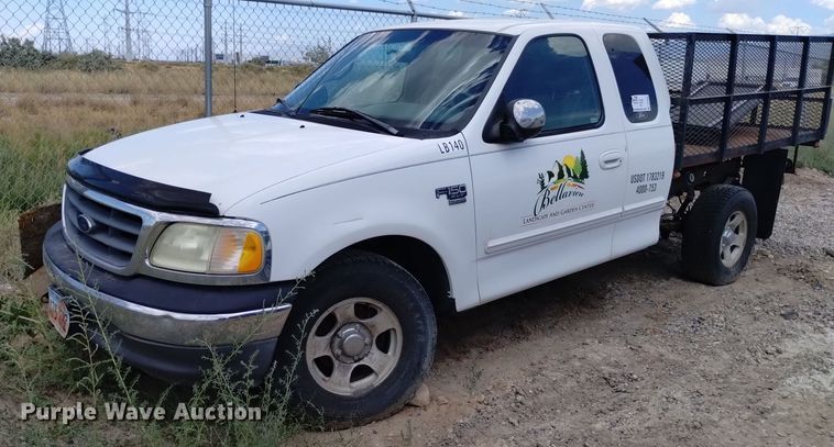 2002 Ford F150 XLT SuperCab flatbed pickup truck - DP3362