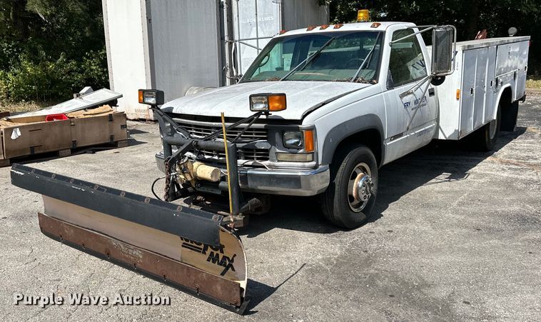 1998 Chevrolet  K3500 utility bed pickup truck - DR2643