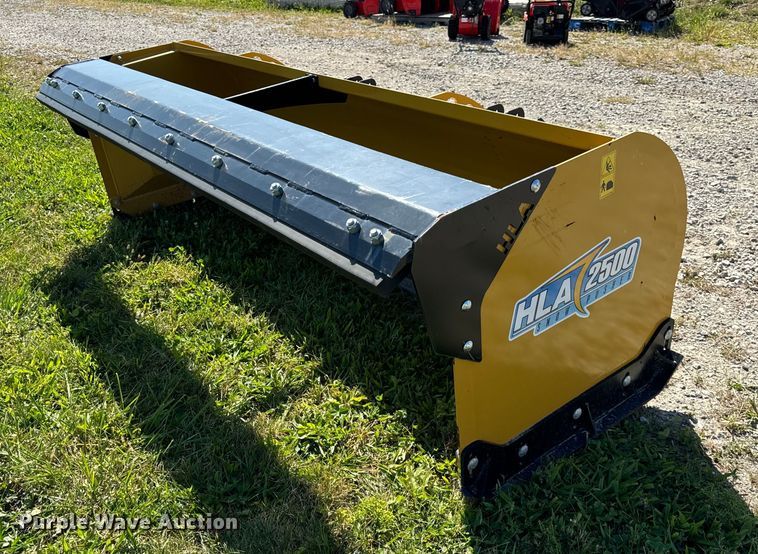 HLA 2500 skid steer snow pusher - DV5892