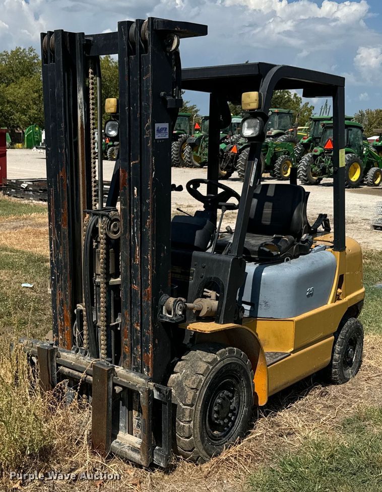 Nissan CPQD25HW11A forklift - DX1325
