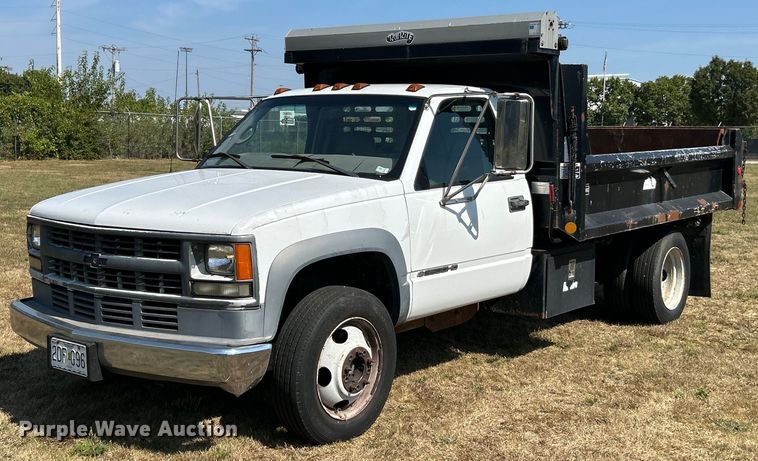 2000 Chevrolet  C3500HD dump bed pickup truck - EK3384