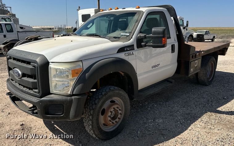 2013 Ford F450 Super Duty XL flatbed truck - OM9741