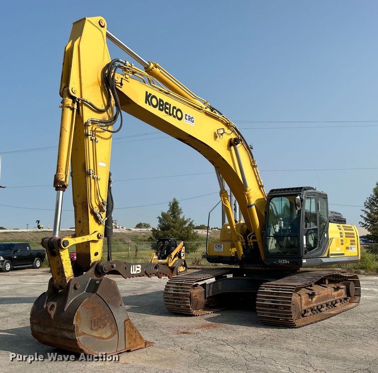 2017 Kobelco SK350LC-9E excavator - DO7475