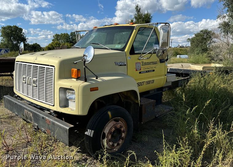 1995 GMC Topkick  flatbed truck - DP8465