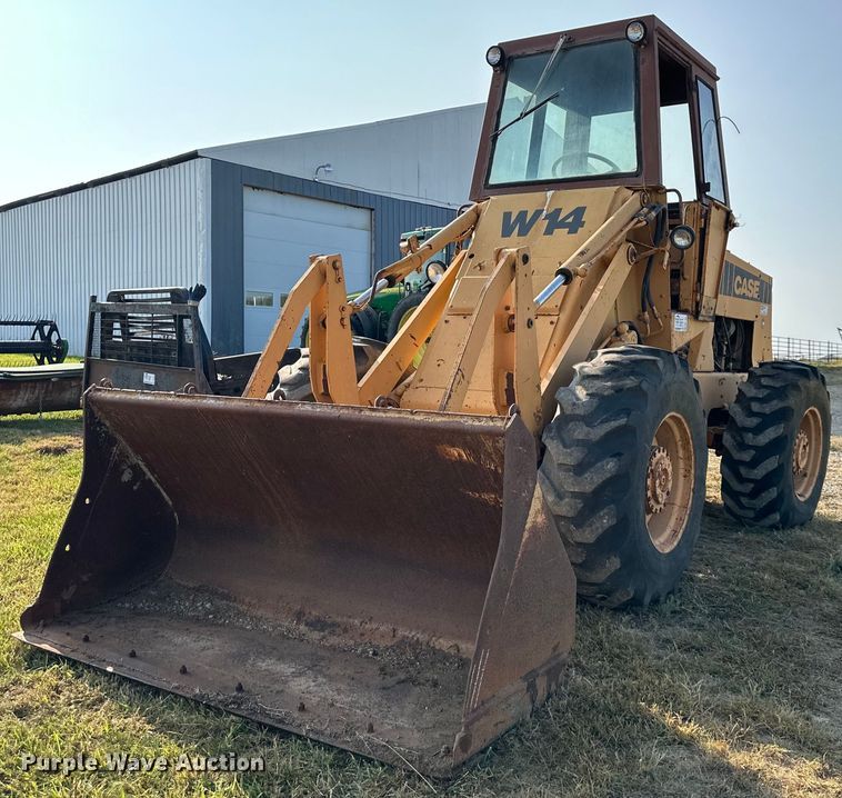 1975 Case  W14 wheel loader - DR2602