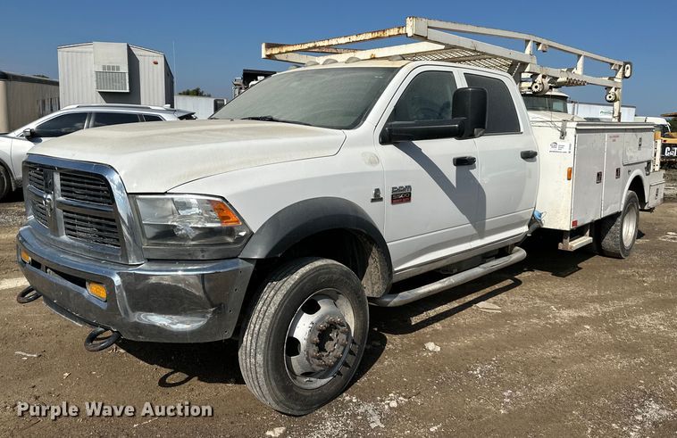 2012 Dodge Ram 5500HD Crew Cab utility / service truck - DR2662
