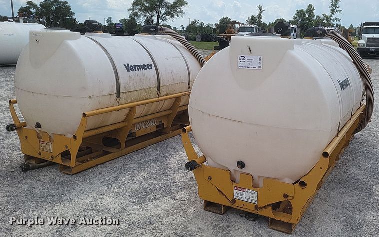 (2) Vermeer MX240 fluid mixing units - DR4913