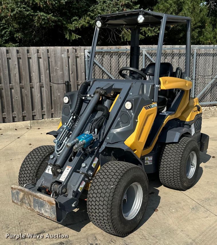 2022 Vermeer  ATX720 compact utility loader - DV5933