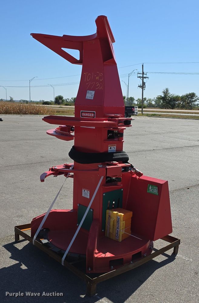 Raytree RMFB41 skid steer feller buncher - DW3776