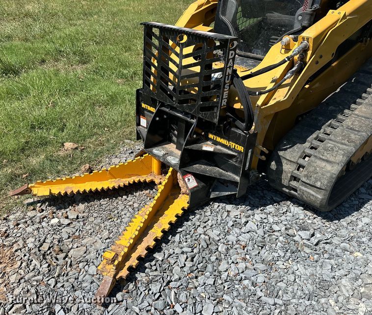 Danuser Intimidator  skid steer tree puller - EJ8986