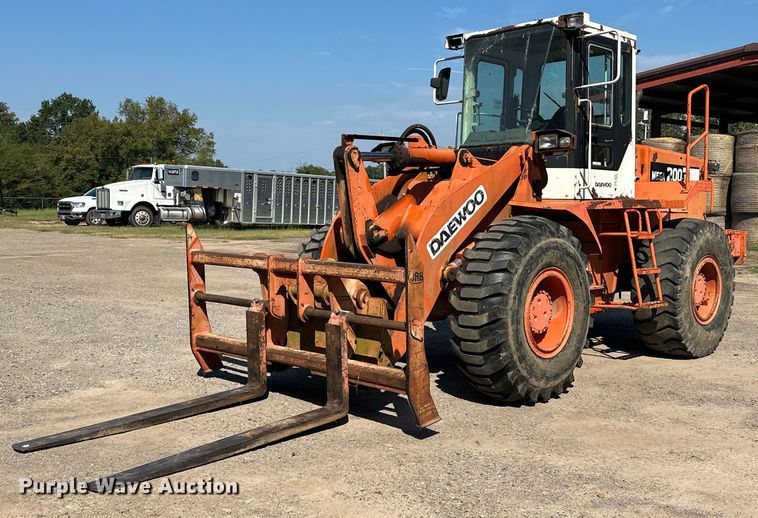 2003 Daewoo  Mega 200-III wheel loader - EK0010