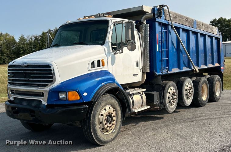 2003 Sterling LT9500 dump truck - EK3291