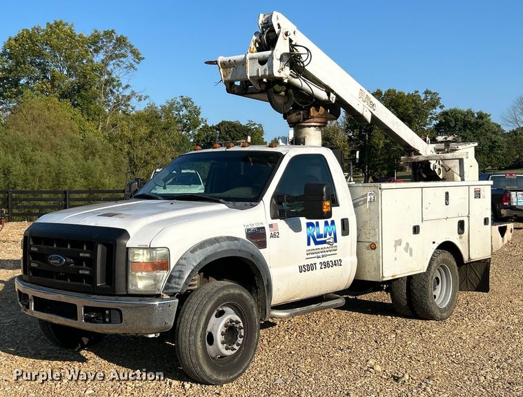 2008 Ford F450 Super Duty XL bucket truck - EK3352