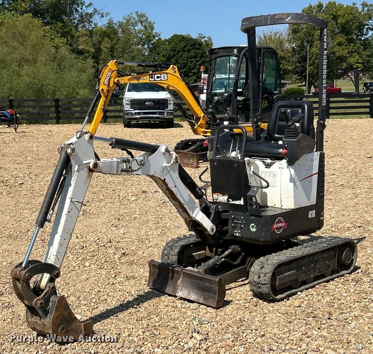 2016 Bobcat 418 AA mini excavator - EK3359