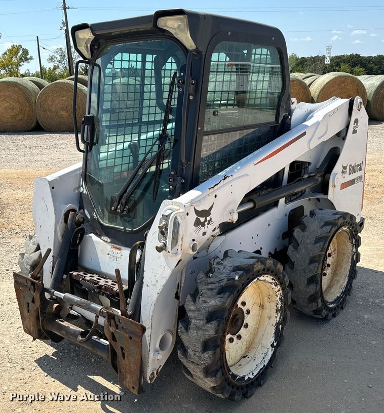 2014 Bobcat S510 skid steer loader - IE9110