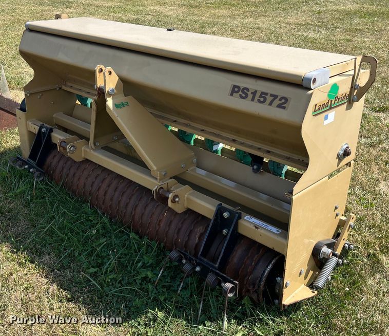 Land Pride PS1572 seeder - LC9100