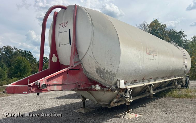 Butler tank trailer - LC9183