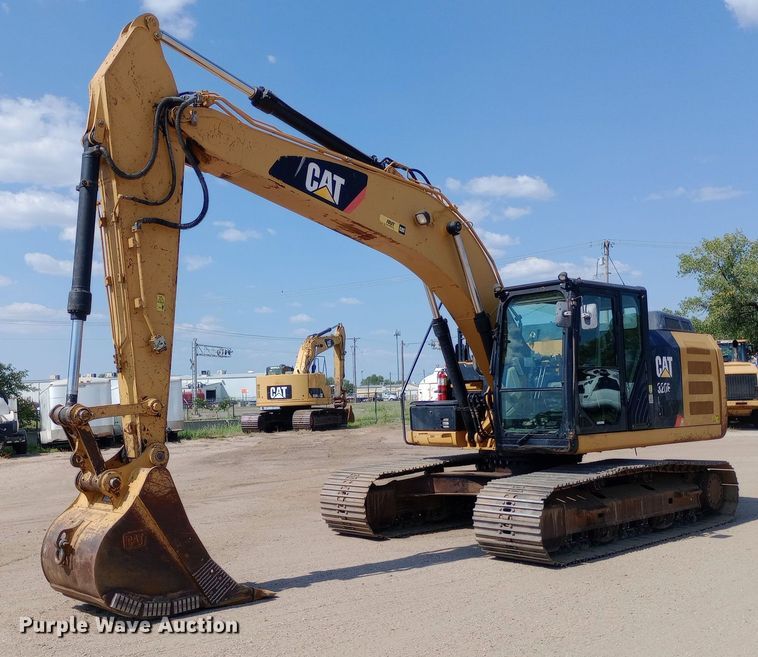 2012 Caterpillar 320E excavator - NY9531