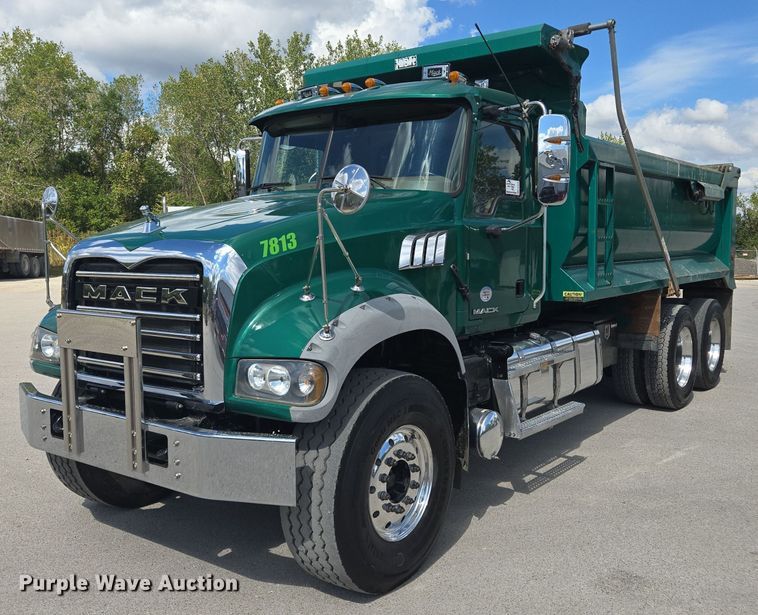 2018 Mack GU713 dump truck - OF9880