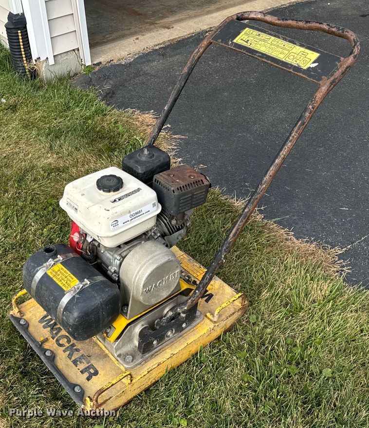 Wacker  VPG165A plate compactor - OG9681