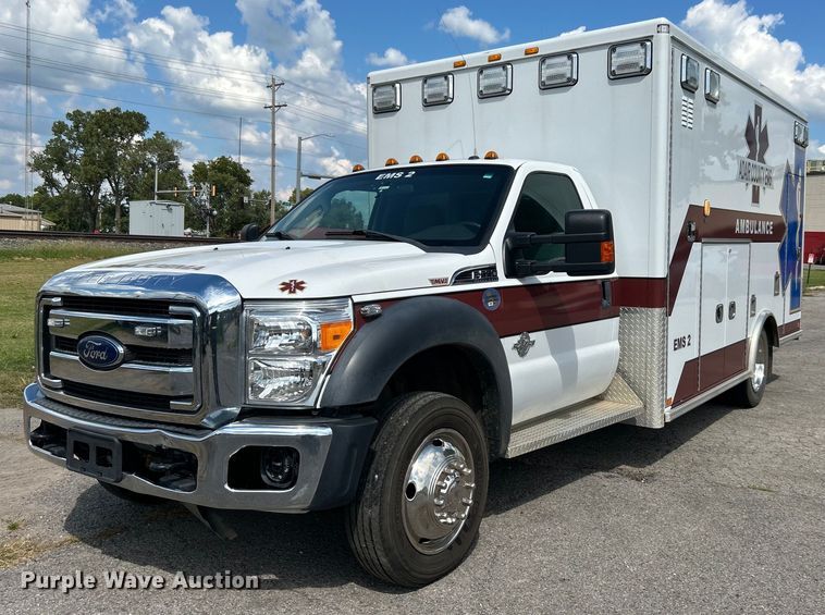 2016 Ford F550 Super Duty  ambulance - DO7481