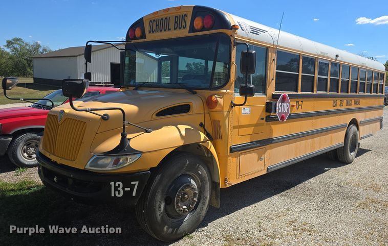2013 IC PB10500 school bus - DQ5181