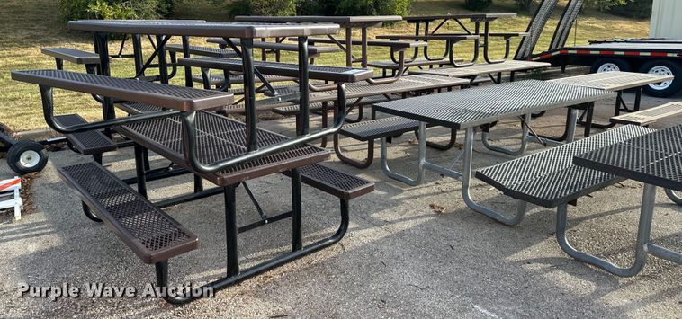 Picnic tables - DR2685