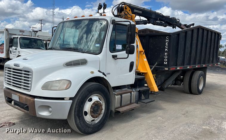2014 Freightliner M2 grapple crane truck - DS3123