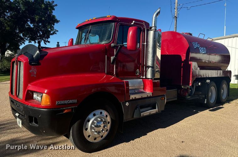 1994 Kenworth  T600 pumper fire truck - DV2830