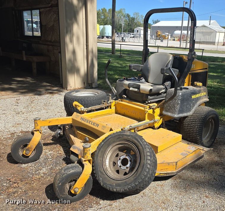 2016 Hustler  Hustler Z ZTR lawn mower - EK2254