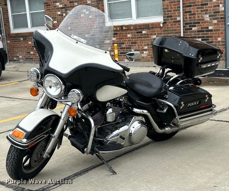 2007 Harley Davidson  Electra Glide Police motorcycle - EK3412