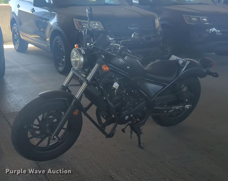 2019 Honda Rebel motorcycle - EQ2125