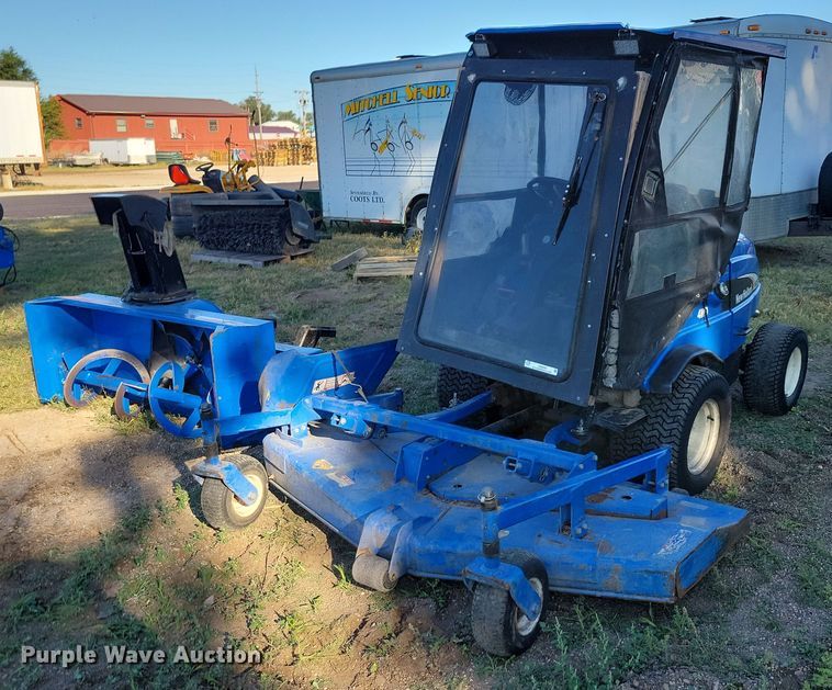 New Holland Commercial Turf Mower For Sale | Purple Wave Auction