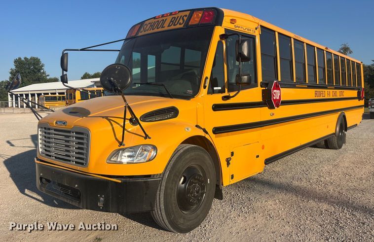 2015 Thomas C2 school bus - LC9191