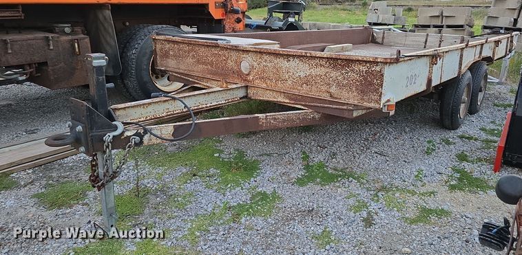 1992 Shop built utility trailer - LW9884