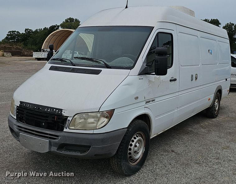2005 Freightliner 2500 SHC sewer inspection van - NX9324