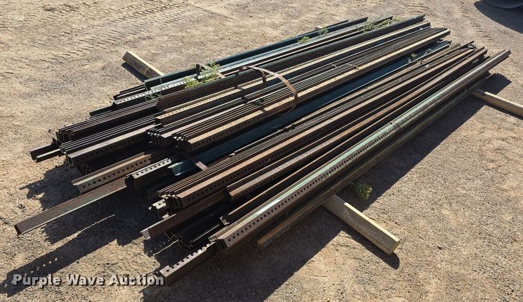 Approximately 80 sign posts - OH9774