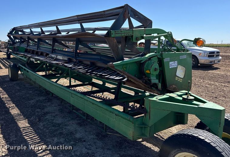 1996 John Deere 930 rigid head - DD3275