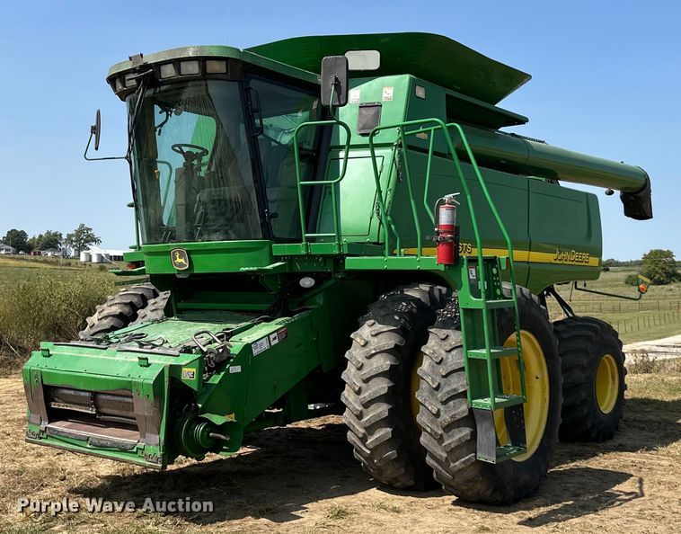 2004 John Deere 9760STS RWA combine - DR2594
