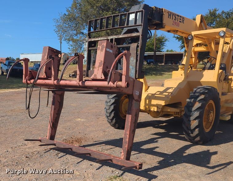 Hesston 4830 square bale grapple - EQ2192