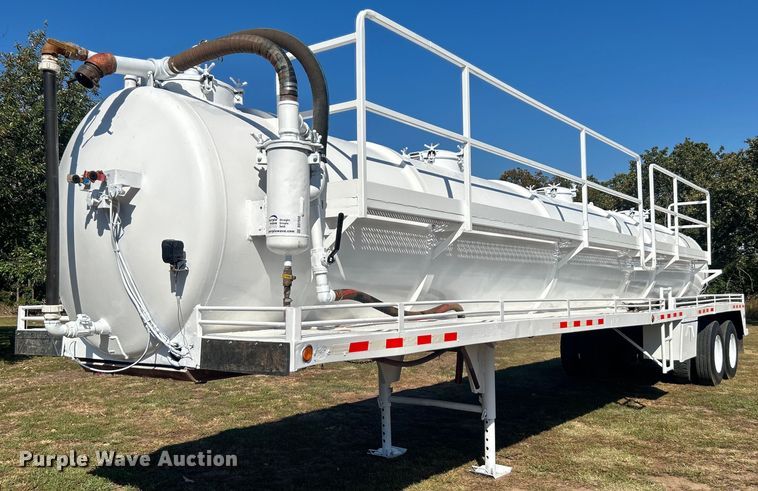 2001 Pinson vacuum trailer - DO7550