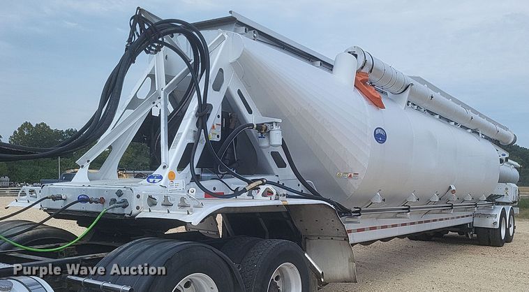 2018 Hensley Fabricating and Equipment Co. GX-38.5-32-6 feed delivery trailer - DQ3669