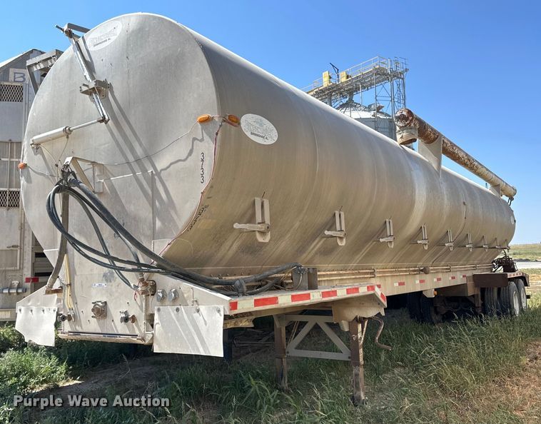 2005 Pinson feed delivery trailer - OM9722