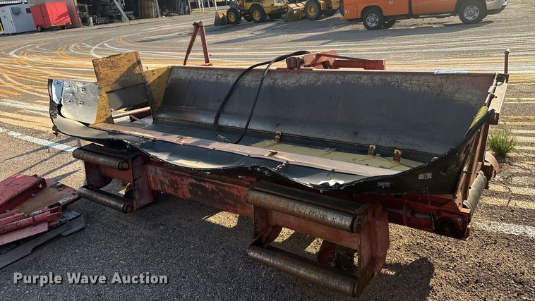 2005 HTC 2000 shouldering machine - DL0443